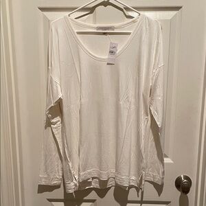 LOFT Women's Cream Long Sleeve Tee sz. LARGE - NWT